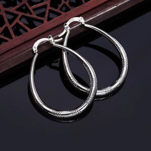 ¥  New 925 Sterling Silver Circle Hoop Earrings